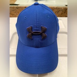 Under Armour cap hat. Size L-XL. Clean crisp royal blue with black embroidery.